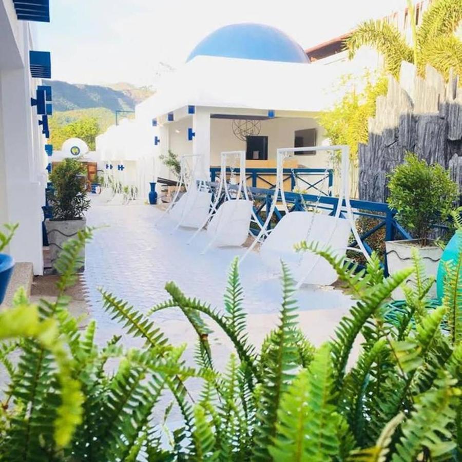 Ruhe Suites Coron Exterior photo